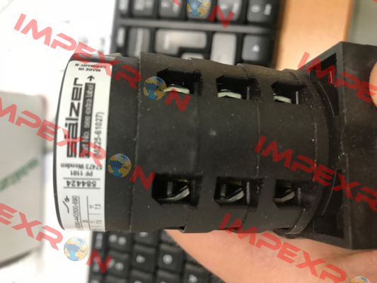 M225-I-9842 Salzer